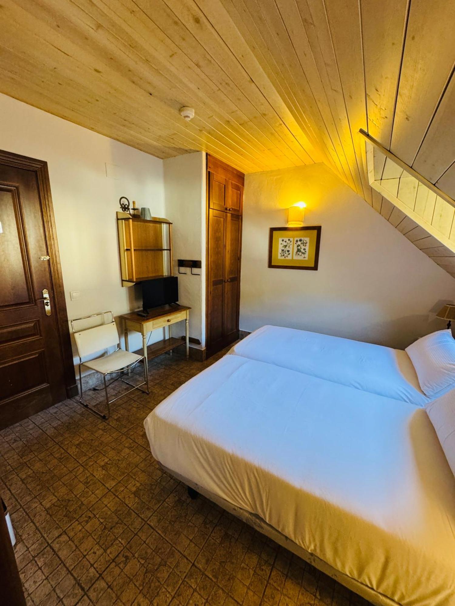 Hostal Nau Pradets Vielha e Mijaran Exterior foto